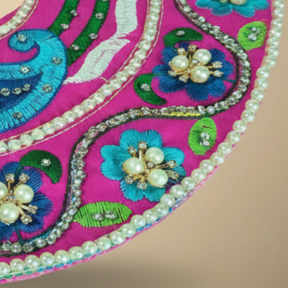 Gulabi Utsav – Magenta Paisley Embroidered Poshak