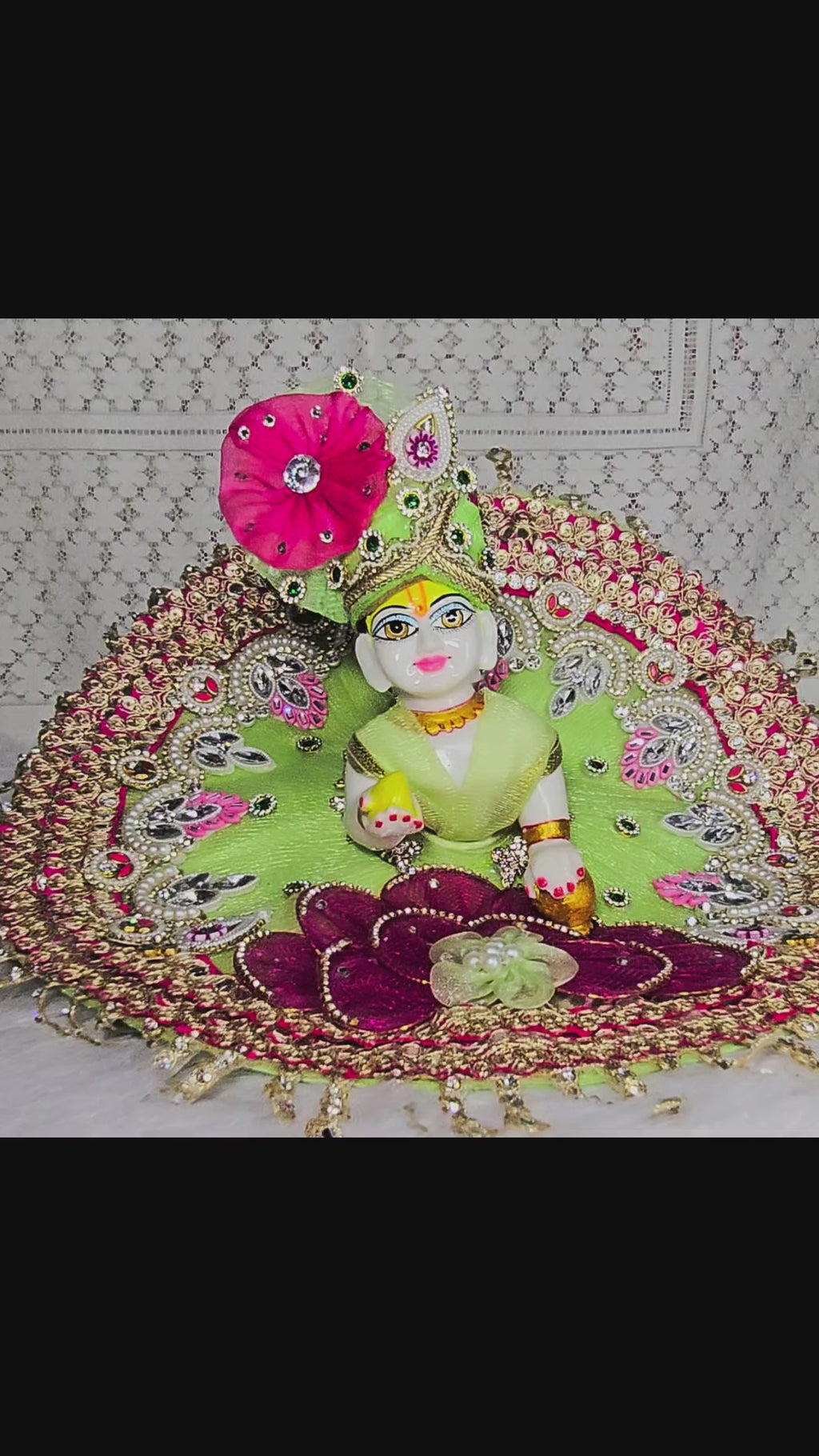 Madhuban Mohini – Green Floral Poshak with Pagdi