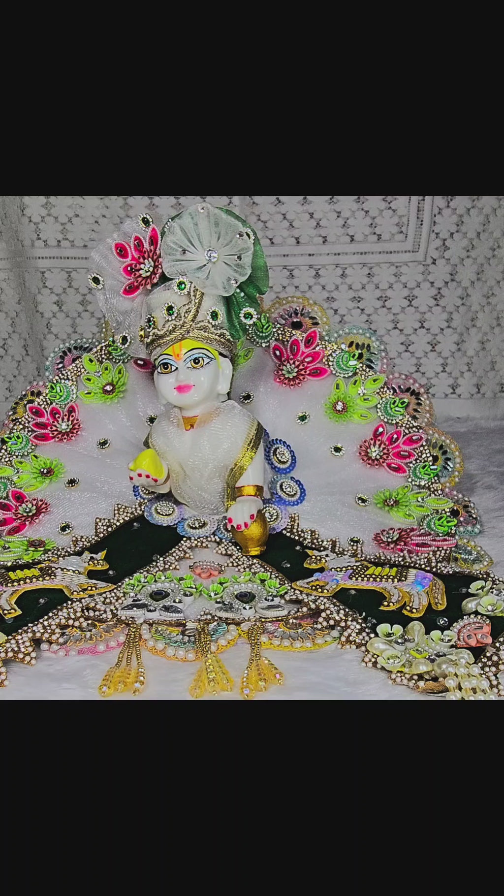 Shwet Pushp – White Floral Pearl Poshak